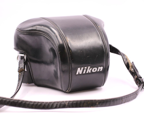 Borsa nikon nera con - nikon,