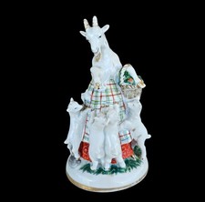 Rara statuina porcellana