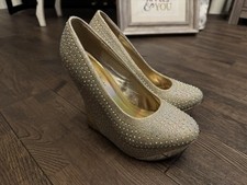 Scarpa donna zeppa tacco oro