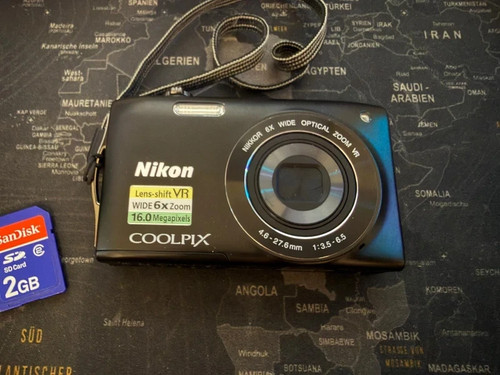 Nikon coolpix s3300 - nikon,