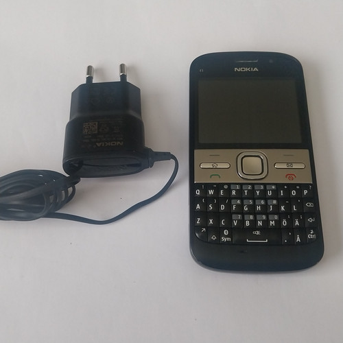 Telefono cellulare nokia - cellulare, e5-00