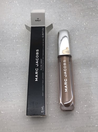 Marc jacobs glow away - glow, dewy