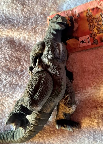 Action figure godzilla bandai - action,