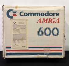COMMODORE AMIGA 600 CON