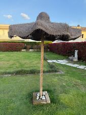 Ombrellone da giardino in raffia africana