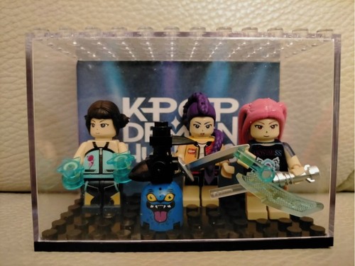 Teca con personaggi - , kpop