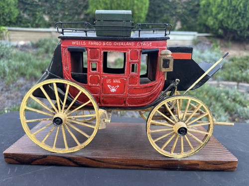 Vtg wells fargo - wells, wooden
