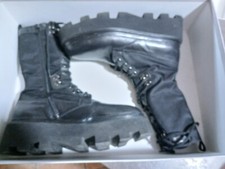 Elena Iachi anfibi n.40 neri con zip ottimo stato