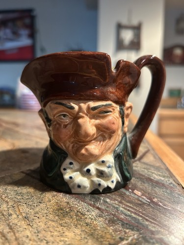 Brocca vintage royal doulton - brocca,