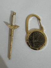 Spilla E Portachiavi Accademia Aeronautica 