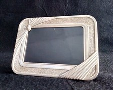 Cornice portafoto 10 x 15 cm in metallo lavorato 