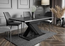 Tavolo da pranzo allungabile