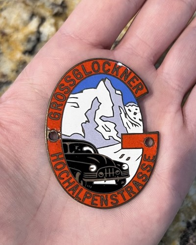 Distintivo auto smaltato