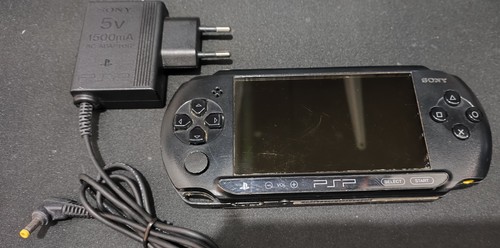 Psp street nera con molti - psp,