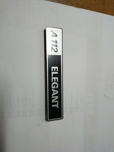 Scritta logo fregio posteriore - scritta,