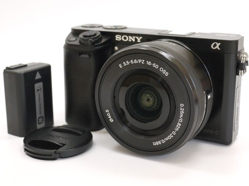 Fotocamera digitale mirrorless
