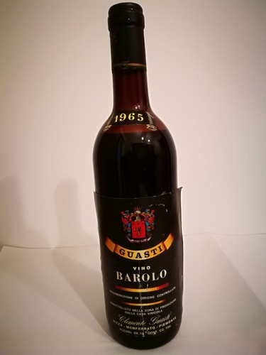 Bottiglia vintage vino barolo - vintage,