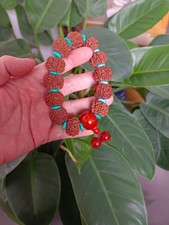 BRACCIALE CINQUE FACCE RUDRAKSH NEPAL PERLINE CON AGATA ROSSA E TURCHESE