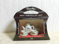 Set Miniatur Di Porcellana