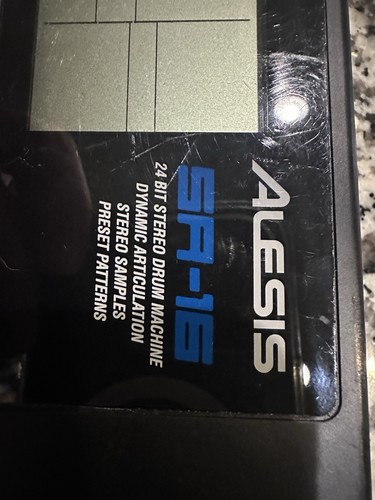 Alesis drum machine - sr-16,