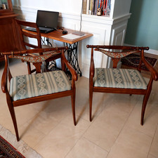 poltroncine da camera in legno massello rifinito a cera d'api 