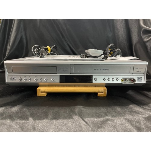 Jvc xvc17su dvd vcr combo - jvc, hr-xvc17su