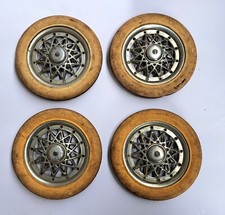 4 RUOTE TIPO  MACCHINA A