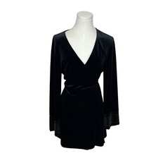 Abito Zara nero manica lunga avvolgente in velluto con polsini di perline taglia L