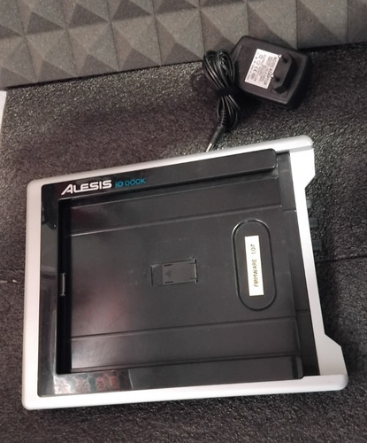 Alesis dock - alesis, io