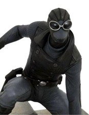 FIGURE DIAMOND TOYS MARVEL