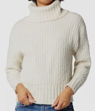 Equipment Women's Ivory Ledra