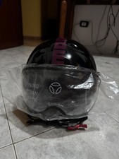 Come da titolo vendo Casco nuovo MOMODESIGN E2206 STRIPES NERO/FUCSIA