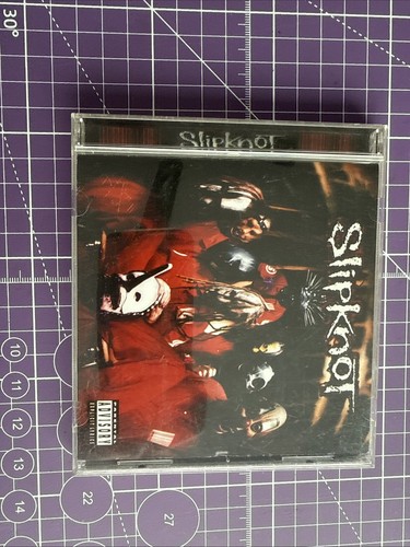 Slipknot self titled - slipknot,