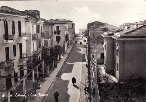 Scauri via roma - via,