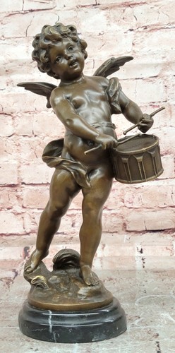 Statua batterista cherubino
