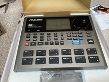 Alesis SR18 Drum Machine