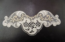 INSERTO PIZZO MACRAME'E RICAMO