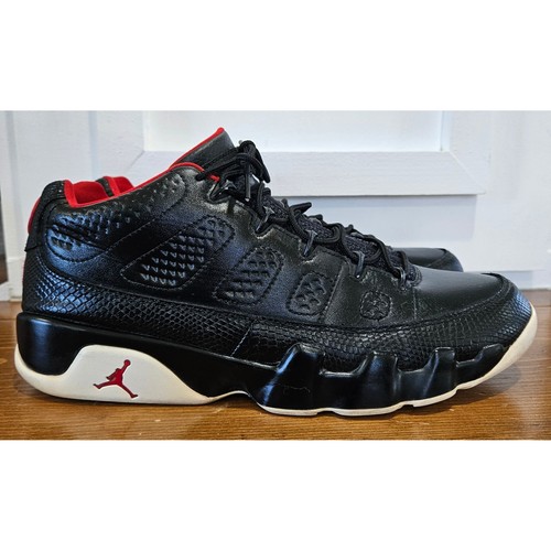 Air jordan retro low - air, bred