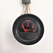 Oil pressure gauge instrument