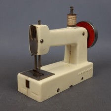 Macchina Da Cucire Giocattolo INGAP Plastica Metallo Collezione Vintage Anni ‘50