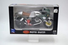DIE CAST " MOTO GUZZI V11 LE