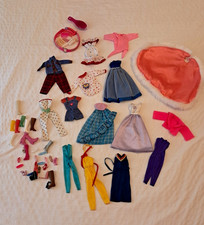 Grosso lotto nº 2  abiti Barbie Superstar Vintage Mattel e altri