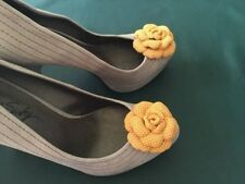 Set 2 pz., Clip rose per scarpe in pelle arancione a pois. Handmade.