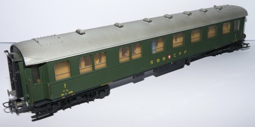 Metropolitan 1 2 cl - ++,