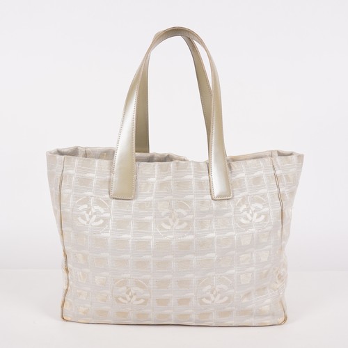 Chanel nuova linea viaggio - nuova,