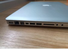 MacBook i7 17" 16gb RAM 512gb