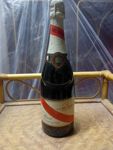 Bottiglia champagne mumm - champagne, "mumm
