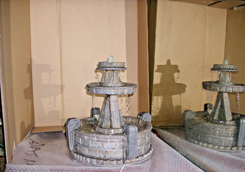 Fontana elettrica con cascata