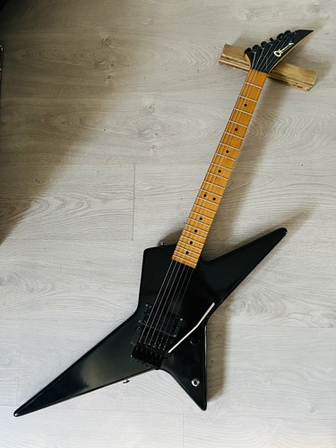 Charvel star desolation - charvel,