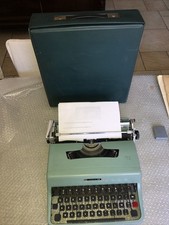 OLIVETTI LETTERA 32 CON CUSTODIA